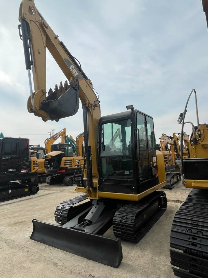 CAT 305.5E2 - Miniexcavadora: foto 2 CAT 305.5E2 - Miniexcavadora: foto 2