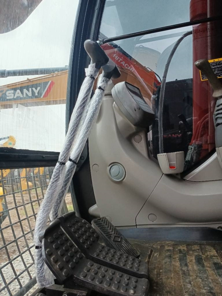 Hitachi ZX 200  - Excavadora de cadenas: foto 4 Hitachi ZX 200  - Excavadora de cadenas: foto 4