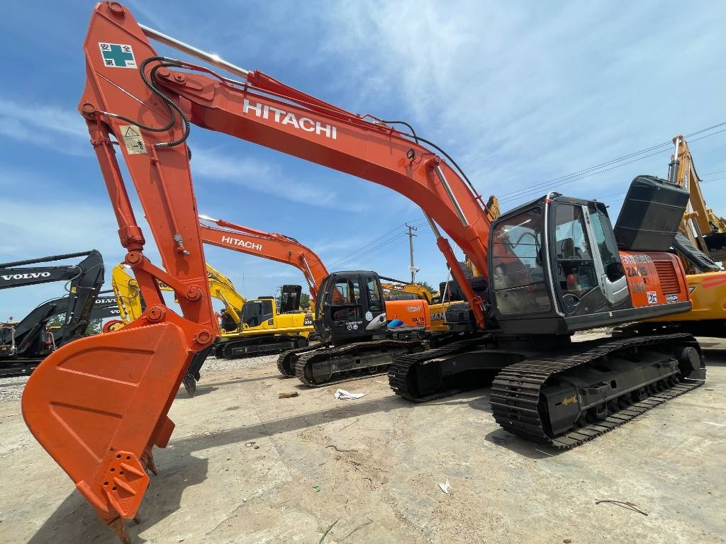 Hitachi ZX 240 - Excavadora de cadenas: foto 1 Hitachi ZX 240 - Excavadora de cadenas: foto 1