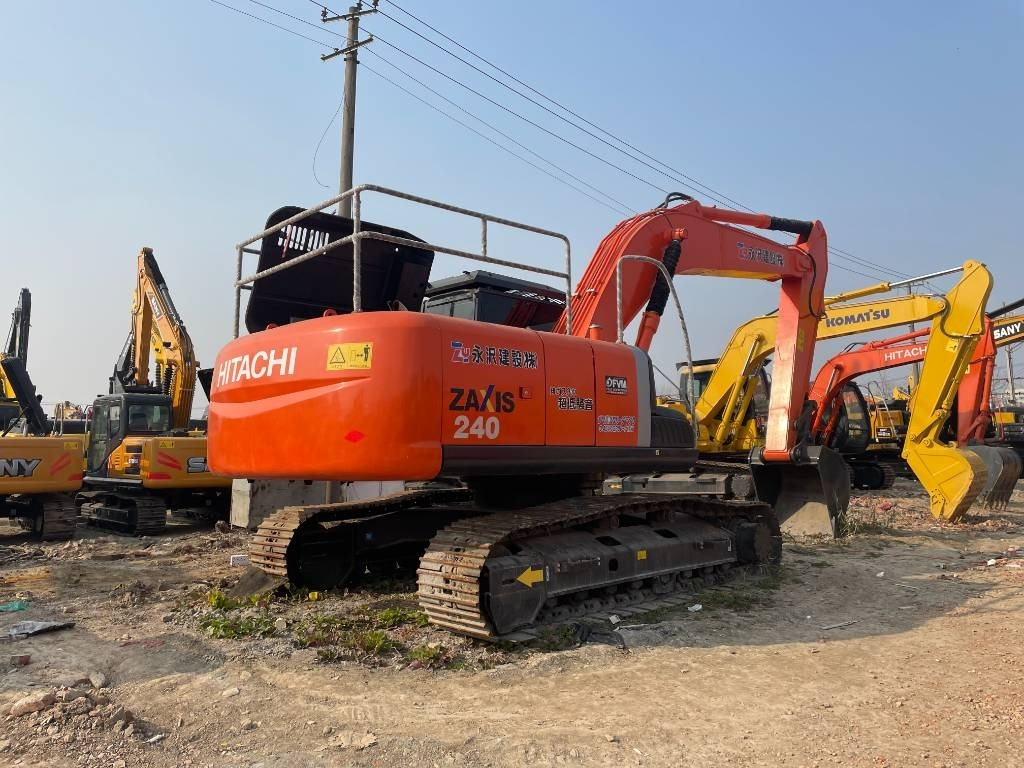 Hitachi ZX 240 - Excavadora de cadenas: foto 4 Hitachi ZX 240 - Excavadora de cadenas: foto 4