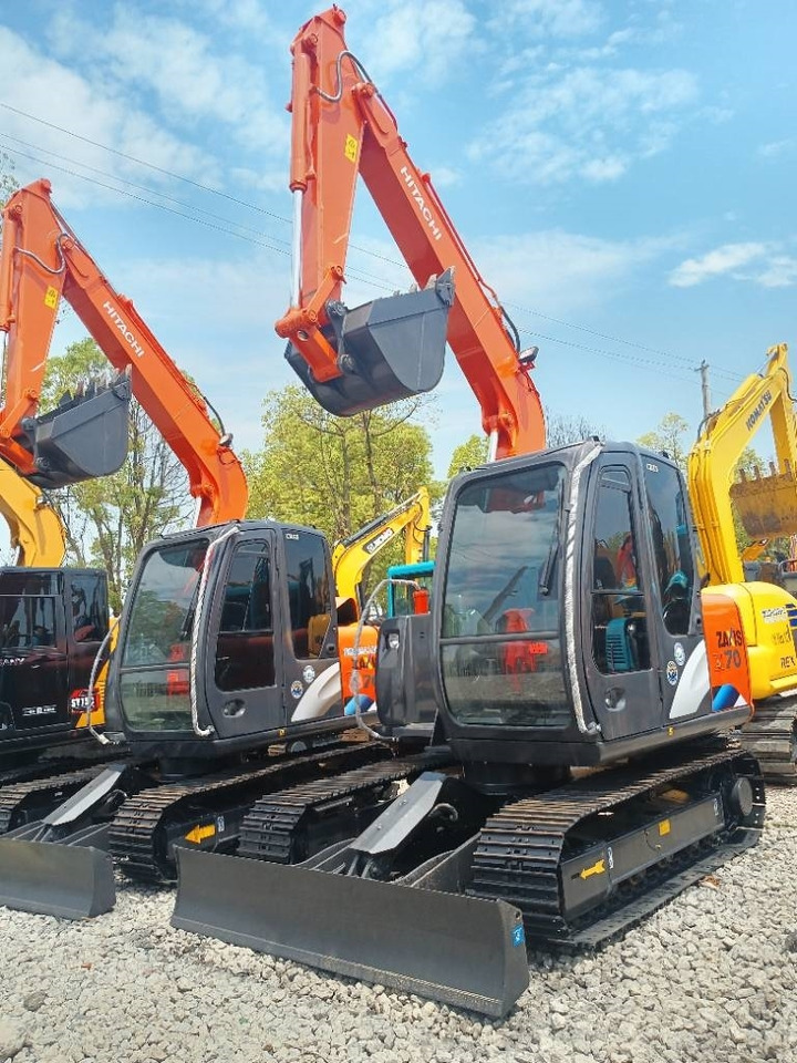 Hitachi ZX 70 - Excavadora de cadenas: foto 1 Hitachi ZX 70 - Excavadora de cadenas: foto 1