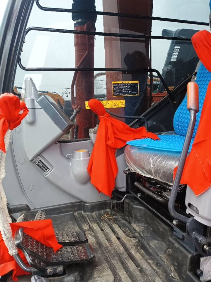 Hitachi ZX70  - Excavadora de cadenas: foto 4 Hitachi ZX70  - Excavadora de cadenas: foto 4