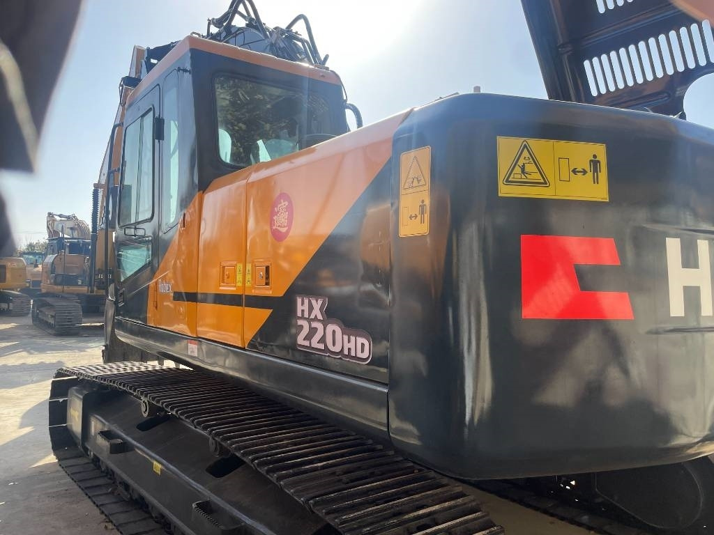 Hyundai HX 220 - Excavadora de cadenas: foto 5 Hyundai HX 220 - Excavadora de cadenas: foto 5