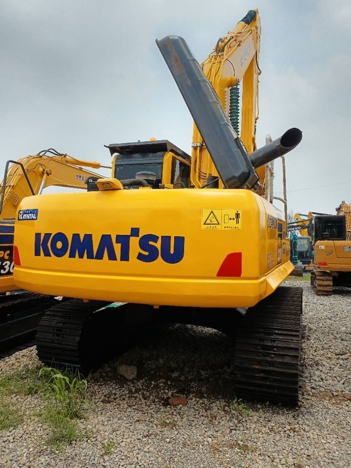 Komatsu PC 220-8 - Excavadora de cadenas: foto 2 Komatsu PC 220-8 - Excavadora de cadenas: foto 2