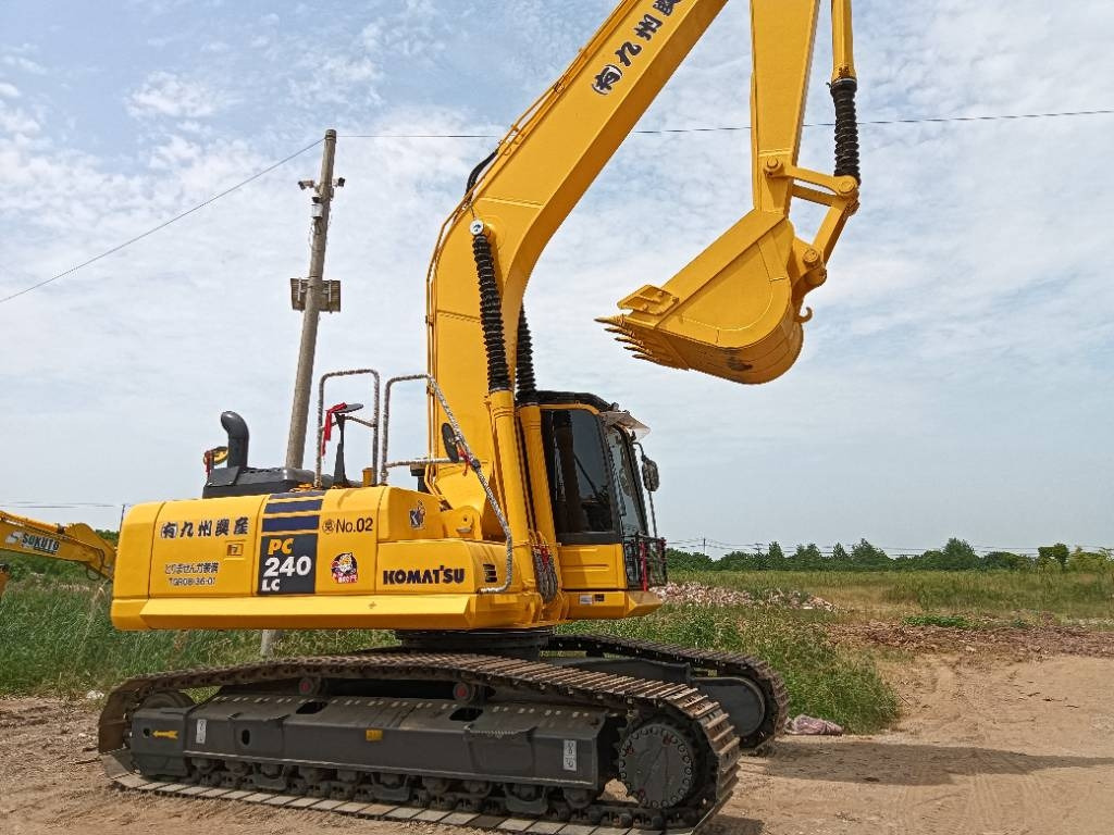 Komatsu PC 240 LC - Excavadora de cadenas: foto 1 Komatsu PC 240 LC - Excavadora de cadenas: foto 1
