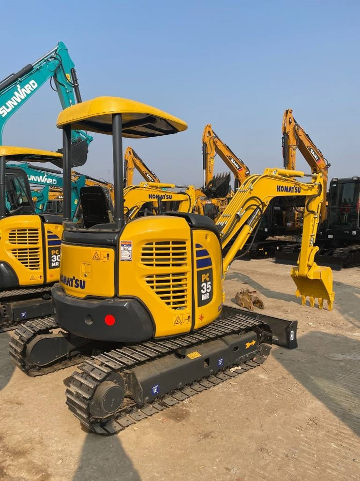 Komatsu PC 35 - Miniexcavadora: foto 1 Komatsu PC 35 - Miniexcavadora: foto 1
