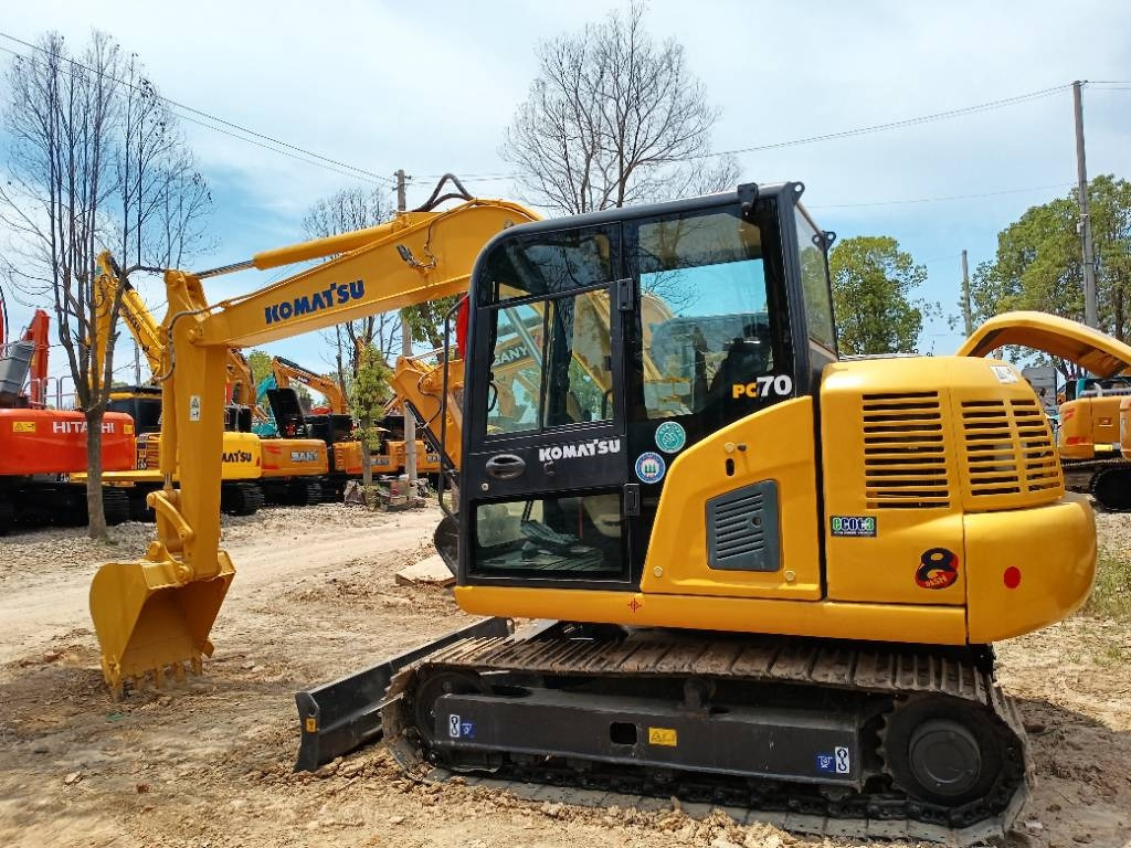 Komatsu PC 70 - Miniexcavadora: foto 1 Komatsu PC 70 - Miniexcavadora: foto 1