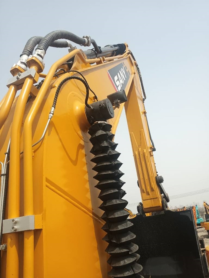 Sany SY 215 C  - Excavadora de cadenas: foto 4 Sany SY 215 C  - Excavadora de cadenas: foto 4