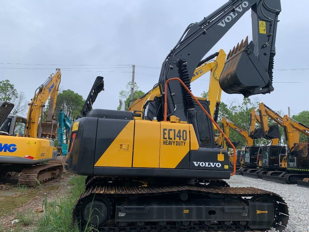 Volvo EC 140  - Excavadora de cadenas: foto 1 Volvo EC 140  - Excavadora de cadenas: foto 1