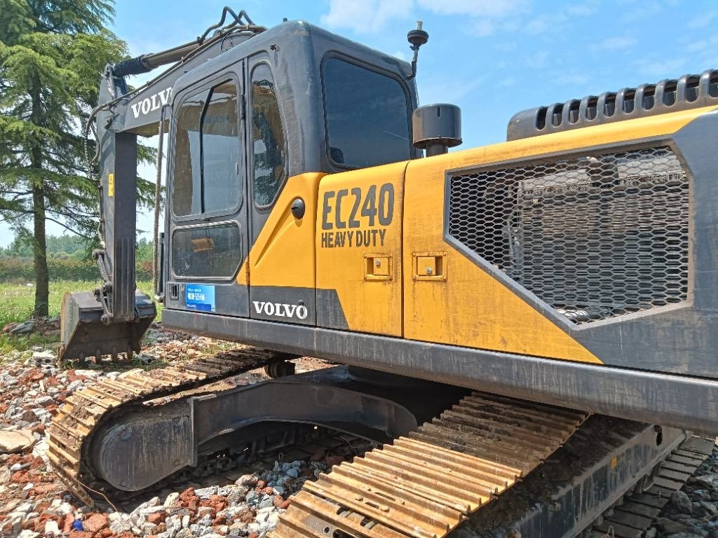 Excavadora de cadenas Volvo EC 240: foto 1