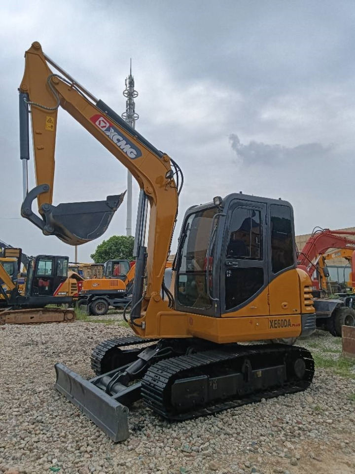 XCMG XD60DA - Miniexcavadora: foto 2 XCMG XD60DA - Miniexcavadora: foto 2