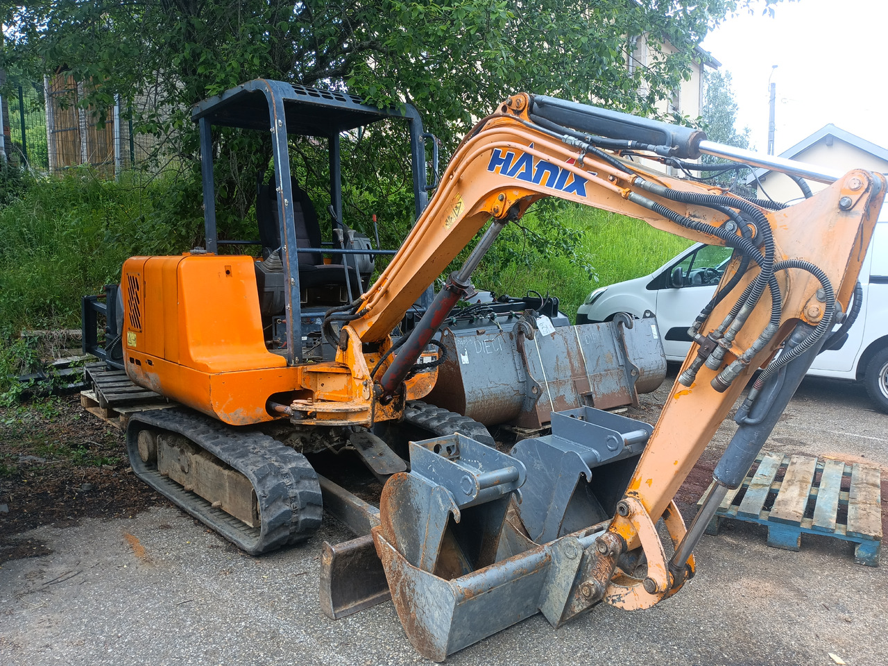 Hanix H26B - Miniexcavadora: foto 4 Hanix H26B - Miniexcavadora: foto 4