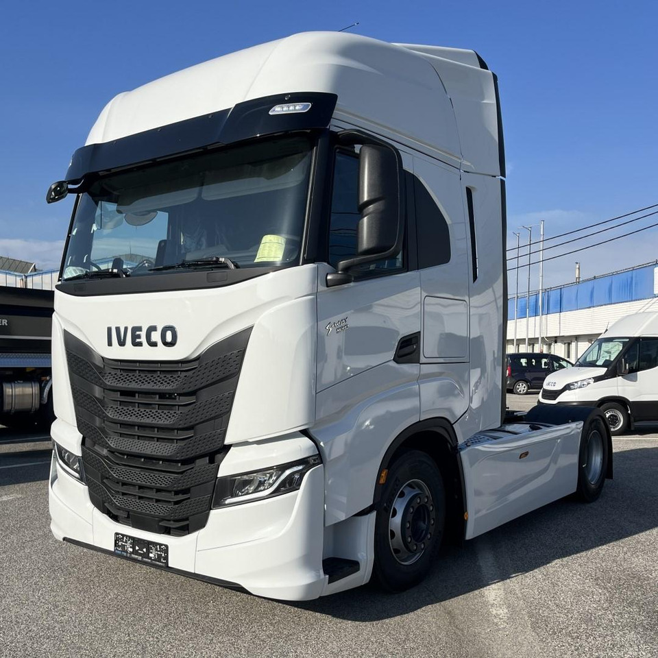 Iveco S-WAY, 530, AS440S53TP - Cabeza tractora: foto 2 Iveco S-WAY, 530, AS440S53TP - Cabeza tractora: foto 2