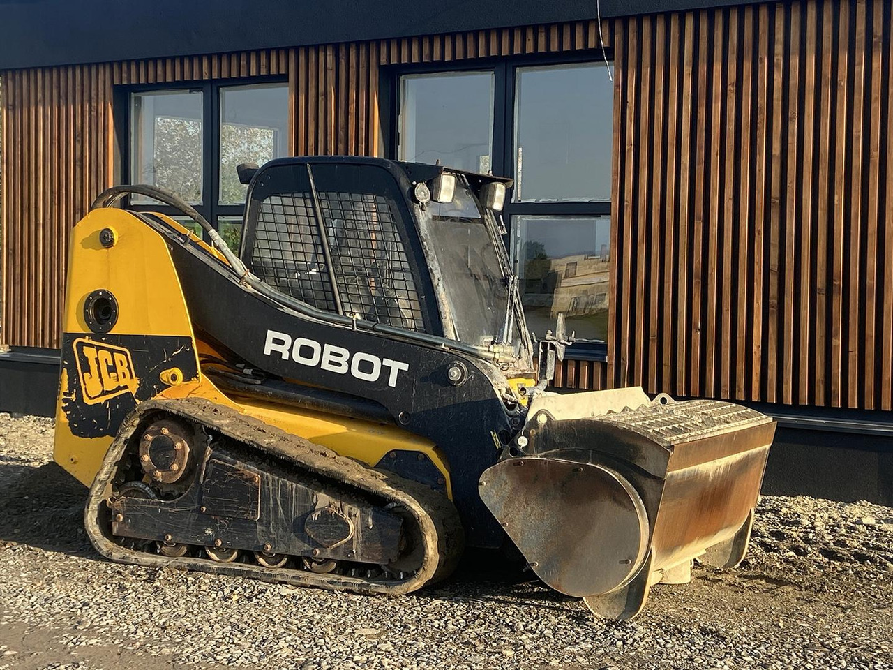 JCB 190T, 46kW, Pásový nakladač - Minicargadora: foto 3 JCB 190T, 46kW, Pásový nakladač - Minicargadora: foto 3