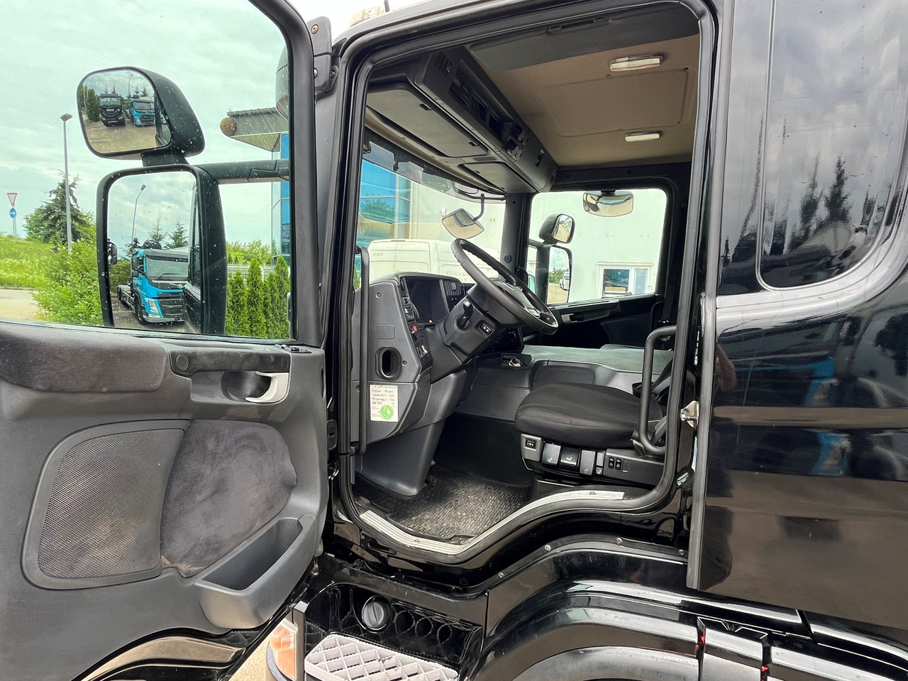 Camión caja abierta, Camión grúa SCANIA P320, +RC, valník Crane PK 20002: foto 21