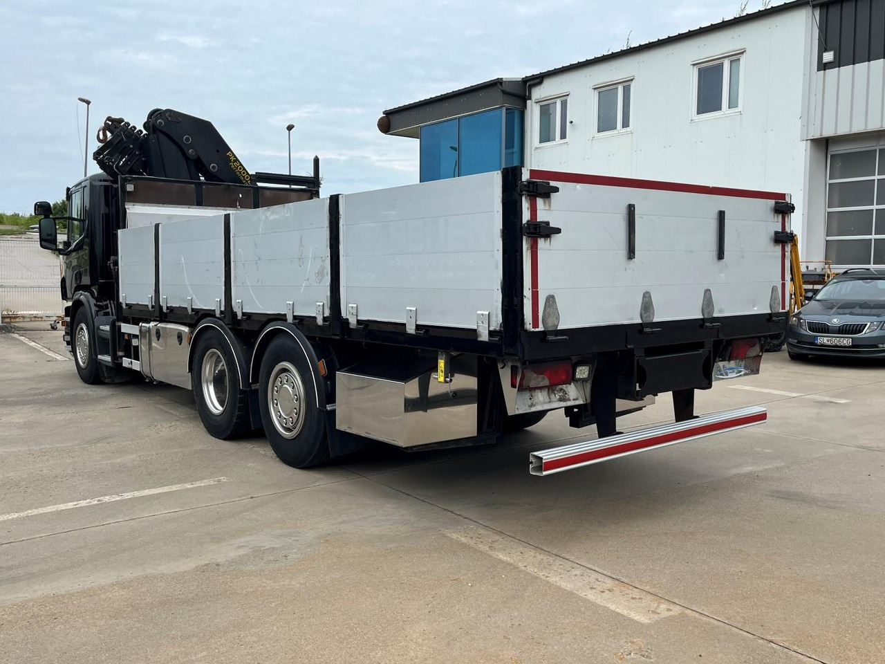 Camión caja abierta, Camión grúa SCANIA P320, +RC, valník Crane PK 20002: foto 7