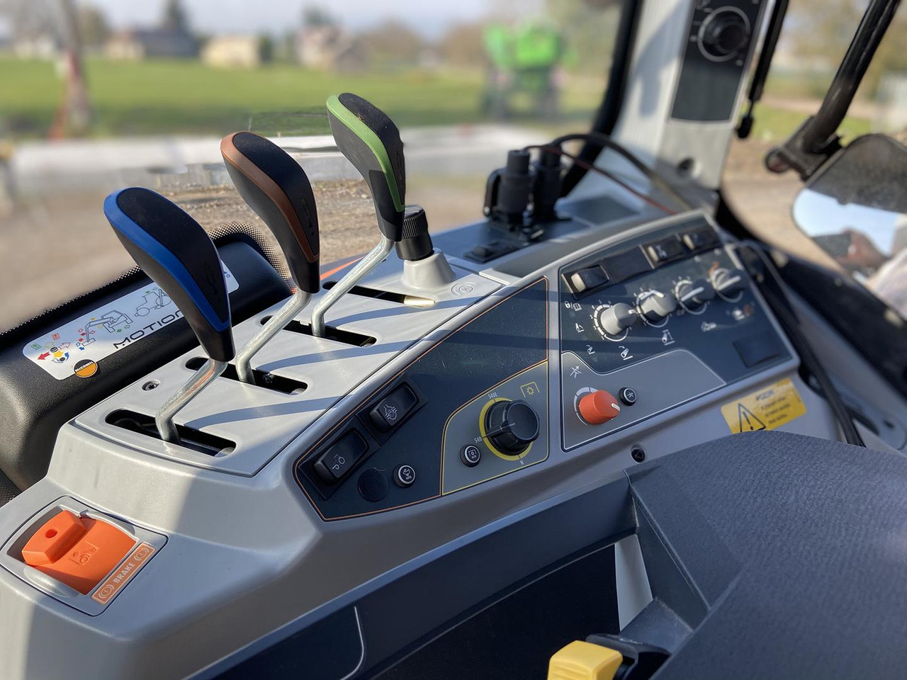 Leasing de Valtra N, 49 AWI, 134 Valtra N, 49 AWI, 134: foto 14 Leasing de Valtra N, 49 AWI, 134 Valtra N, 49 AWI, 134: foto 14