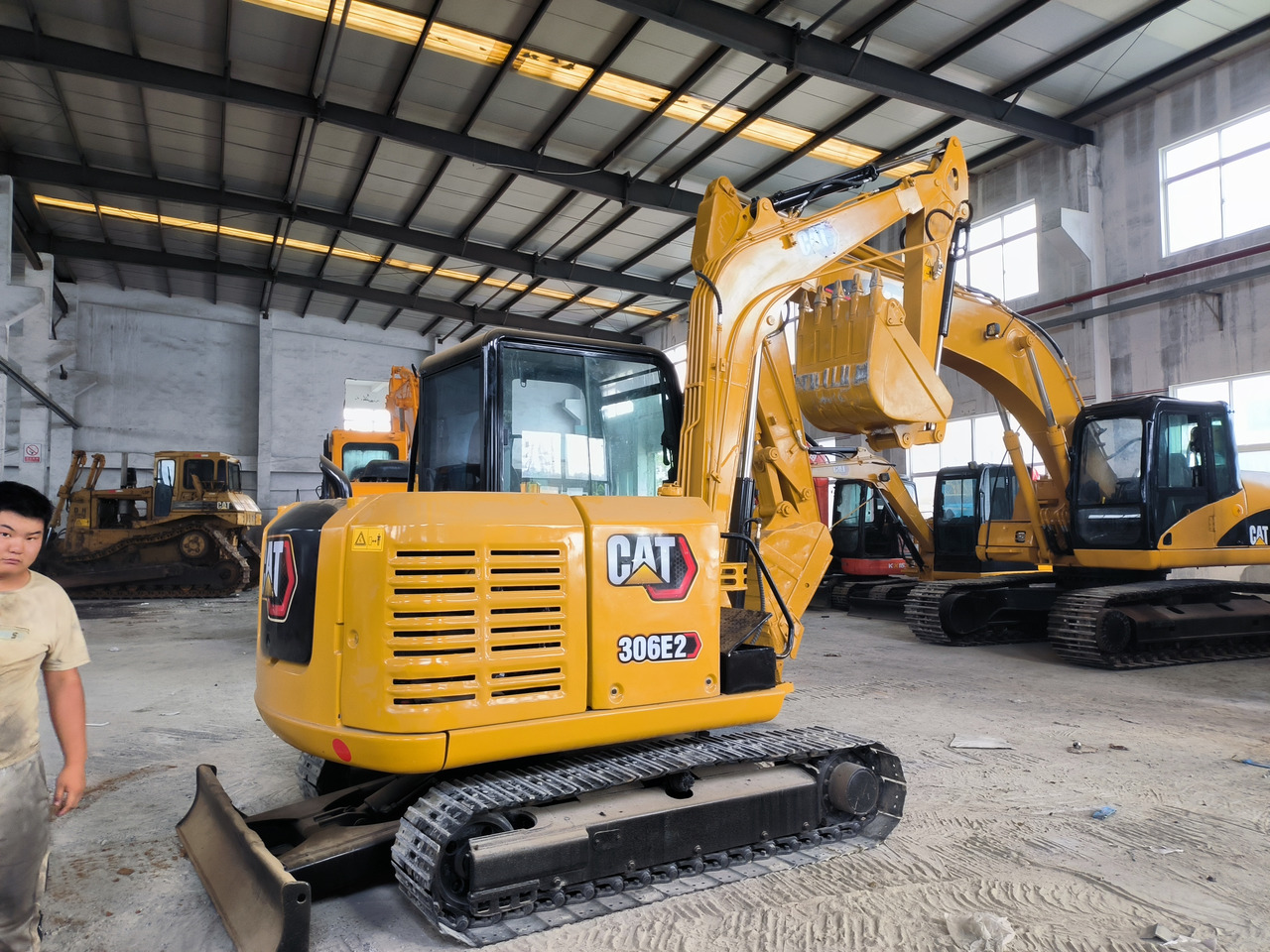 CATERPILLAR 306E - Miniexcavadora: foto 1 CATERPILLAR 306E - Miniexcavadora: foto 1