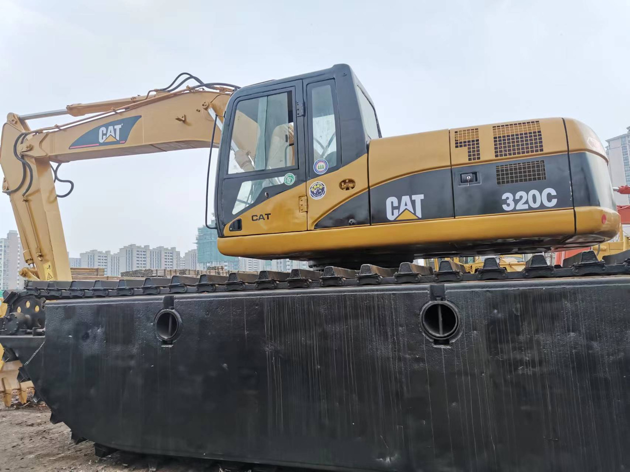 CATERPILLAR 320C Used cat 320 Swamp Buggy Amphibious Excavator - Excavadora anfibia: foto 2 CATERPILLAR 320C Used cat 320 Swamp Buggy Amphibious Excavator - Excavadora anfibia: foto 2