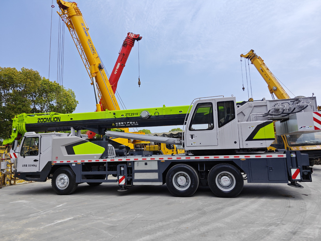 ZOOMLION ZTC251V - Autogrúa: foto 1 ZOOMLION ZTC251V - Autogrúa: foto 1