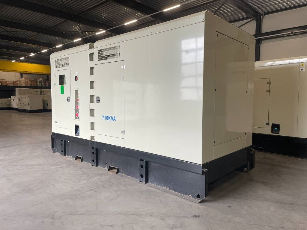 Doosan DP180LB - 710 kVA Surplus genset - DPX 19857-3 - Generador industriale: foto 5 Doosan DP180LB - 710 kVA Surplus genset - DPX 19857-3 - Generador industriale: foto 5