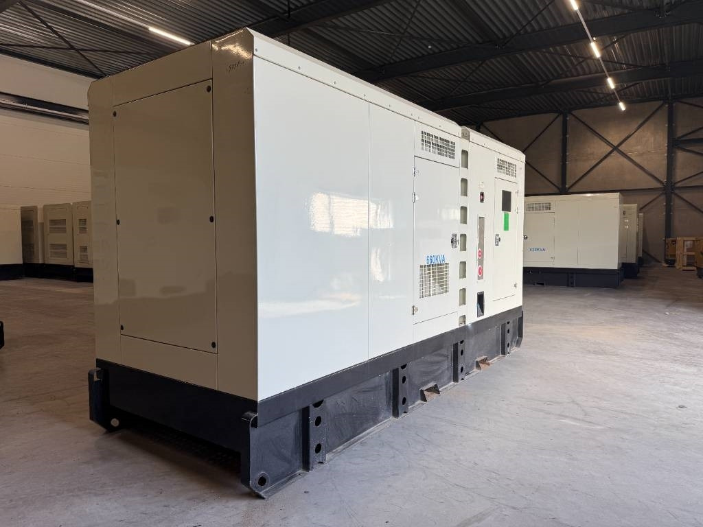 Iveco CR16TE1W - 660 kVA Surplus Genset - DPX-19798 - Generador industriale: foto 2 Iveco CR16TE1W - 660 kVA Surplus Genset - DPX-19798 - Generador industriale: foto 2
