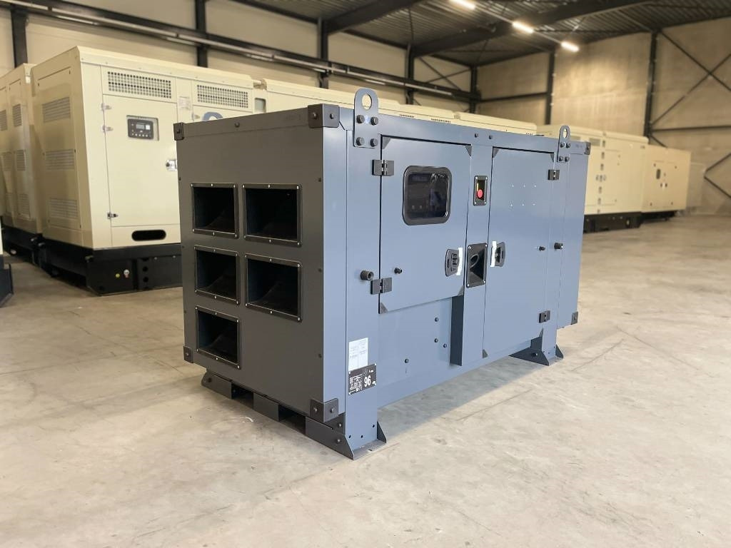 Iveco NEF45SM3 - 85 kVA Generator - DPX-17551 - Generador industriale: foto 2 Iveco NEF45SM3 - 85 kVA Generator - DPX-17551 - Generador industriale: foto 2
