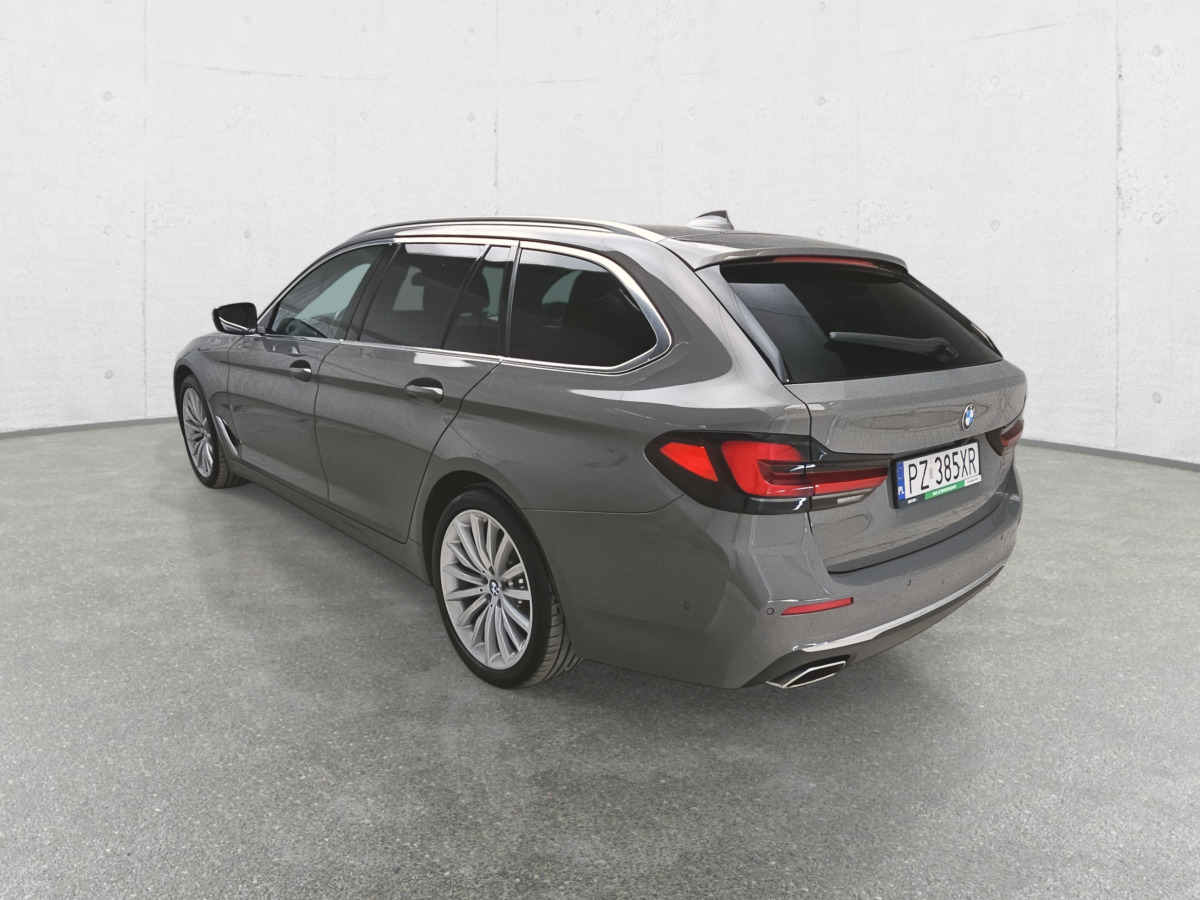 Coche BMW 530D XDRIVE KOMBI: foto 6