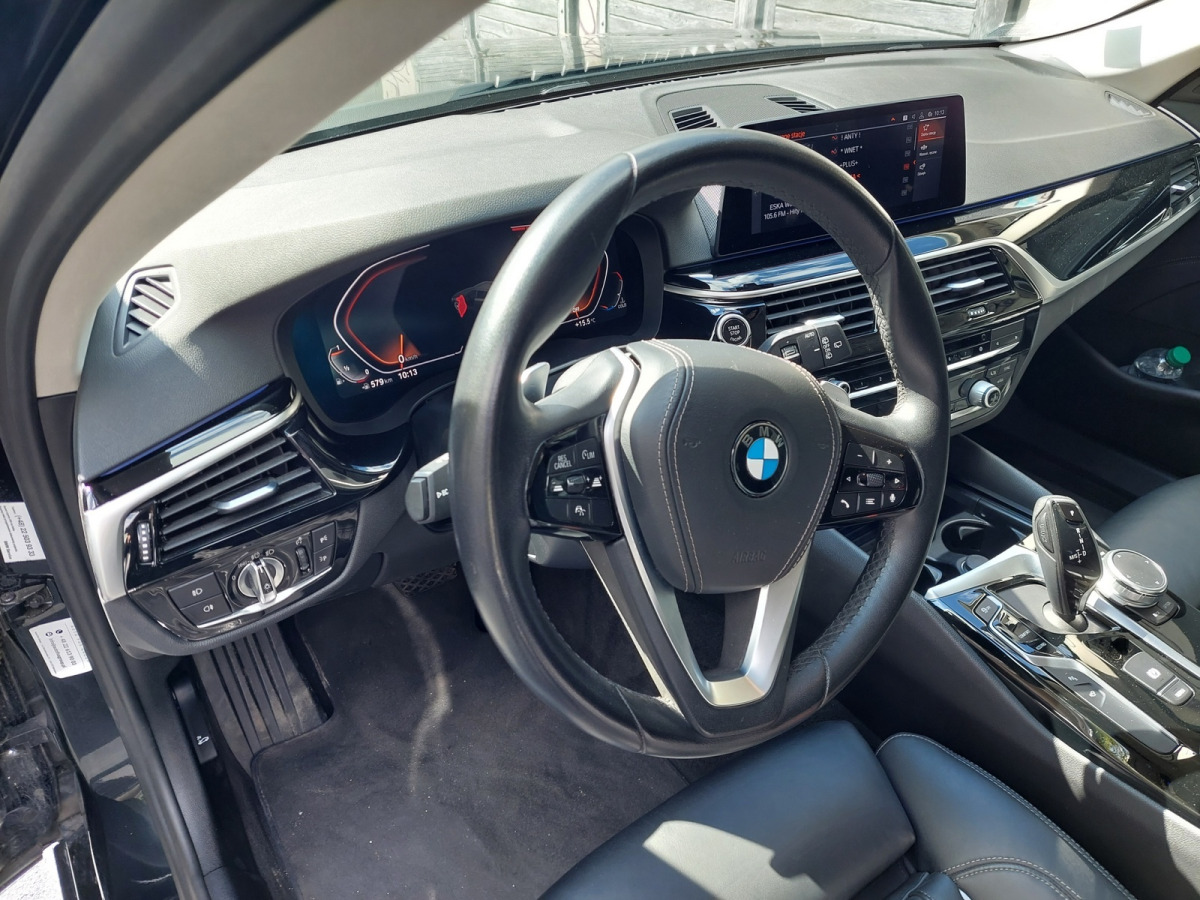 BMW 530I XDRIVE KOMBI - Coche: foto 5 BMW 530I XDRIVE KOMBI - Coche: foto 5