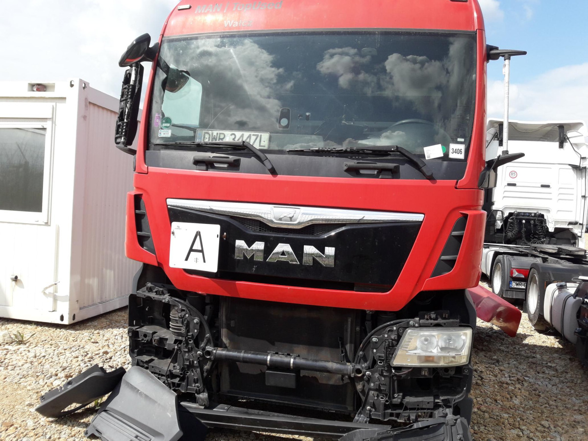 MAN TGX CIĄGNIK SIODŁOWY - Cabeza tractora: foto 3 MAN TGX CIĄGNIK SIODŁOWY - Cabeza tractora: foto 3