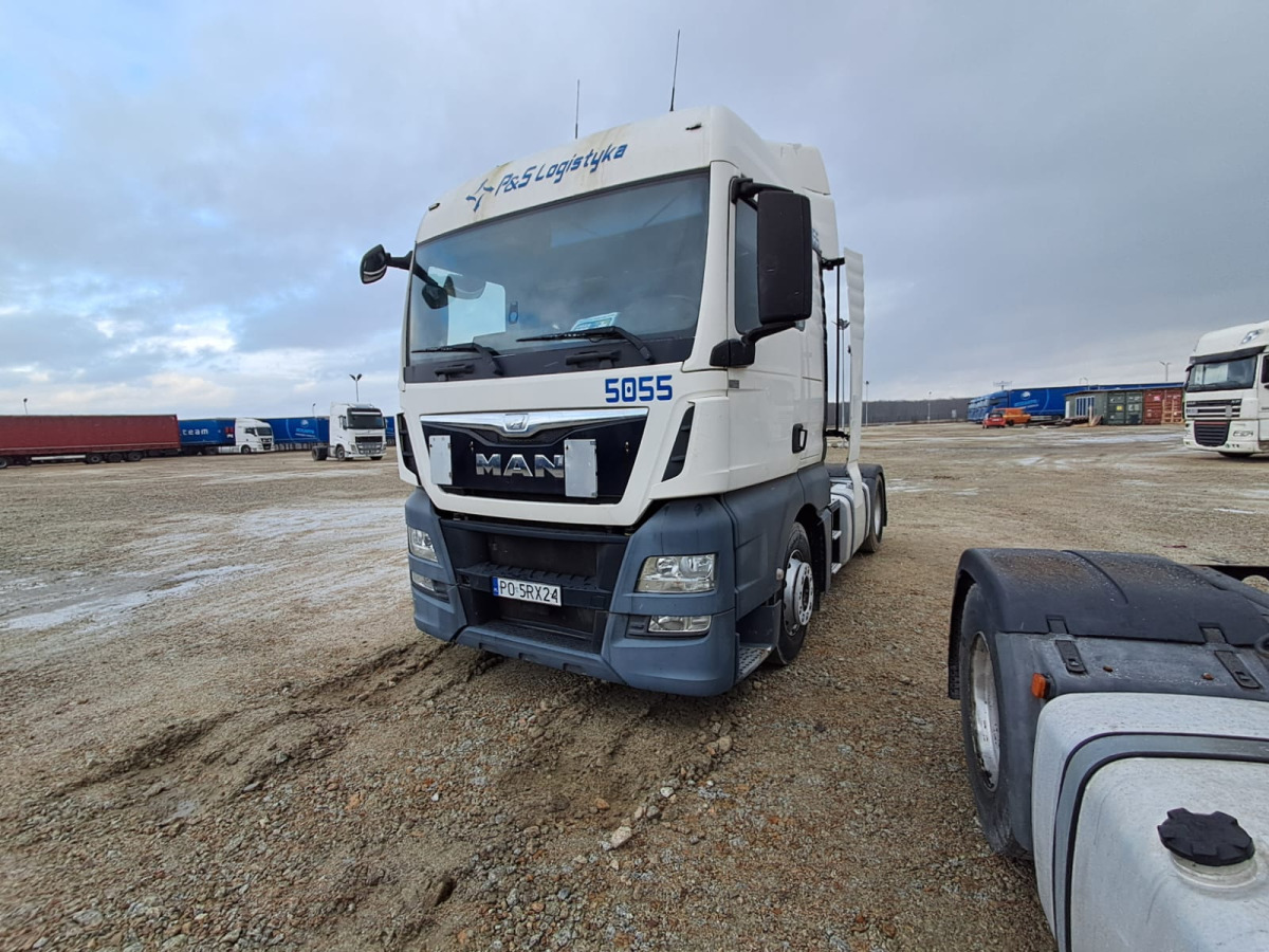 MAN TGX CIĄGNIK SIODŁOWY - Cabeza tractora: foto 2 MAN TGX CIĄGNIK SIODŁOWY - Cabeza tractora: foto 2