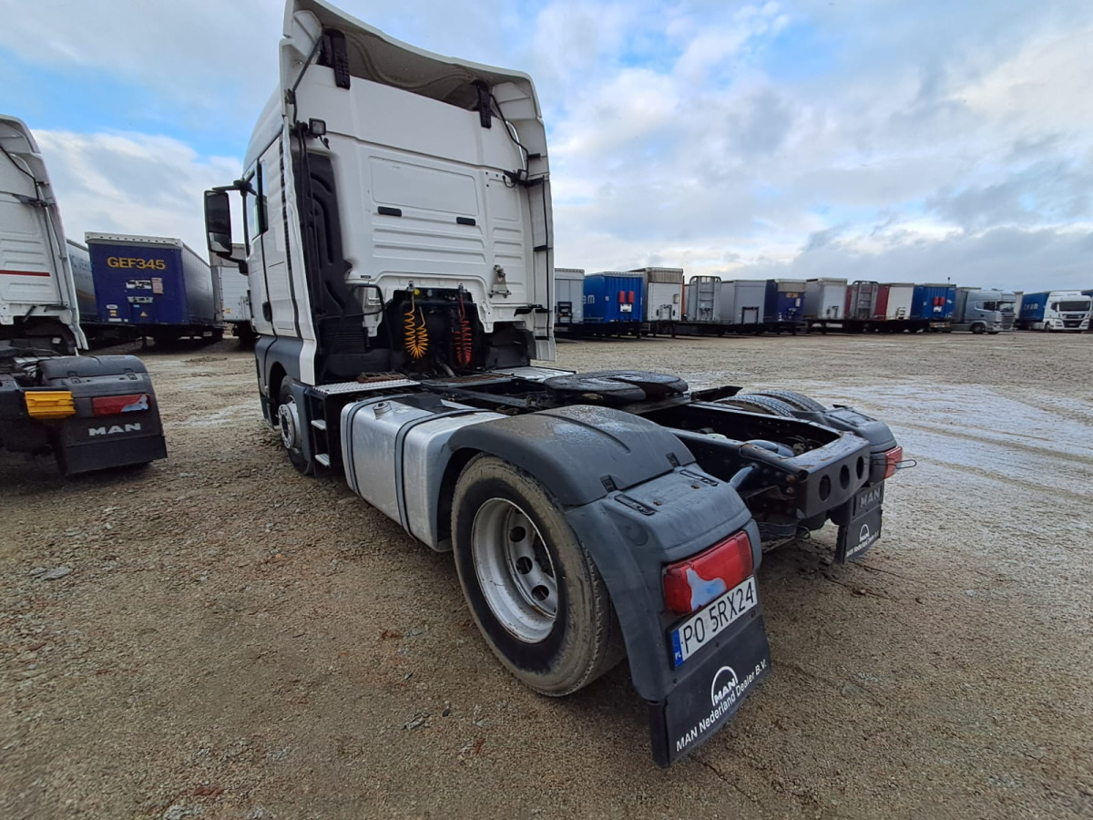 MAN TGX CIĄGNIK SIODŁOWY - Cabeza tractora: foto 3 MAN TGX CIĄGNIK SIODŁOWY - Cabeza tractora: foto 3