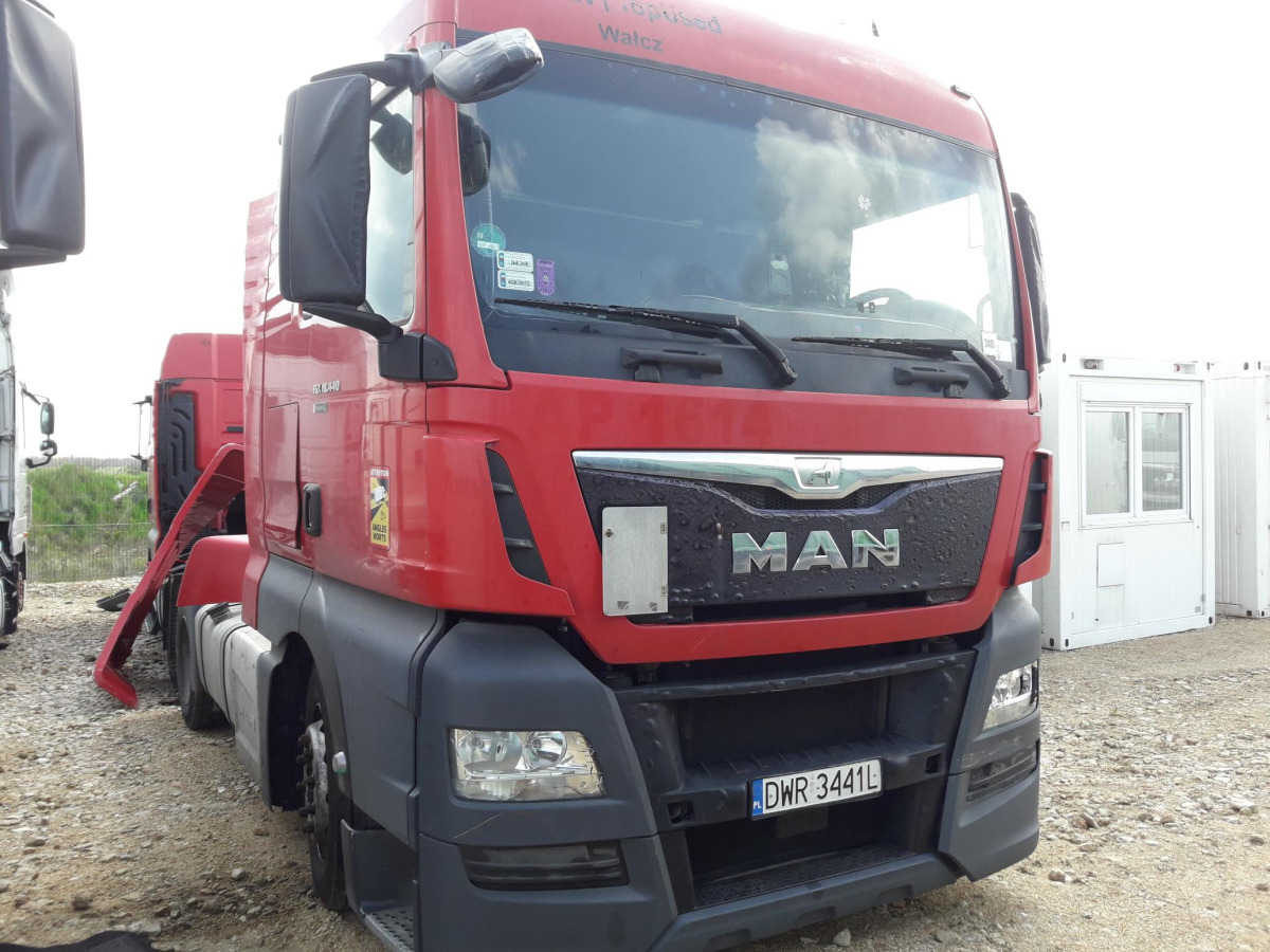 MAN TGX CIĄGNIK SIODŁOWY - Cabeza tractora: foto 3 MAN TGX CIĄGNIK SIODŁOWY - Cabeza tractora: foto 3