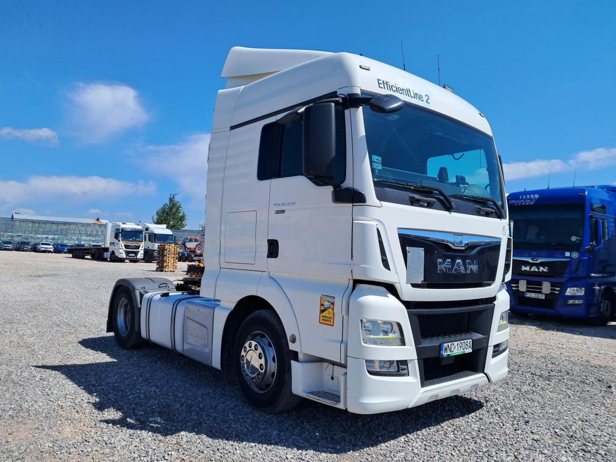 MAN TGX CIĄGNIK SIODŁOWY - Cabeza tractora: foto 4 MAN TGX CIĄGNIK SIODŁOWY - Cabeza tractora: foto 4
