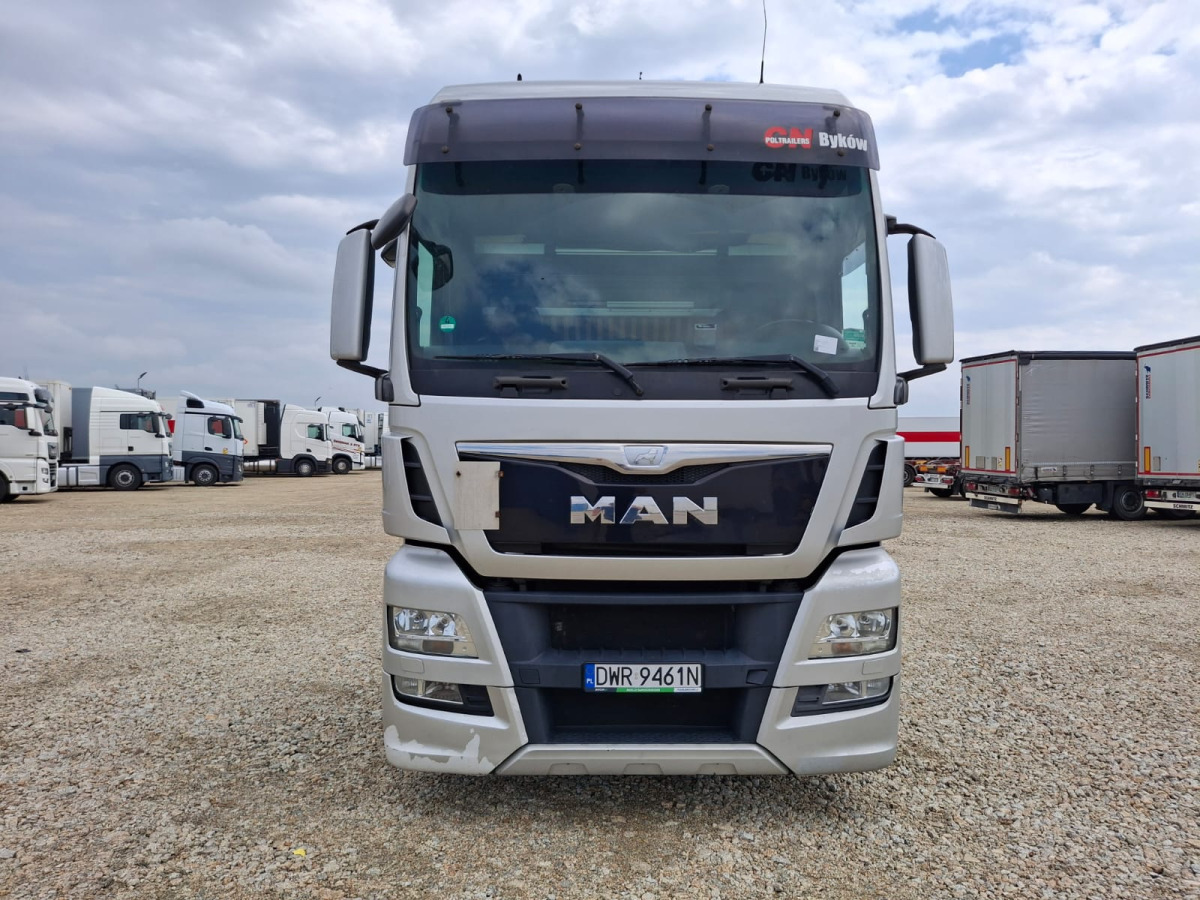 MAN TGX CIĄGNIK SIODŁOWY - Cabeza tractora: foto 3 MAN TGX CIĄGNIK SIODŁOWY - Cabeza tractora: foto 3