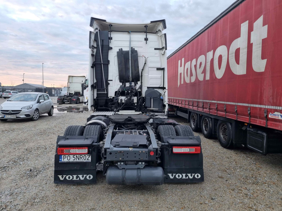 VOLVO FH 460 CIĄGNIK SIODŁOWY - Cabeza tractora: foto 5 VOLVO FH 460 CIĄGNIK SIODŁOWY - Cabeza tractora: foto 5