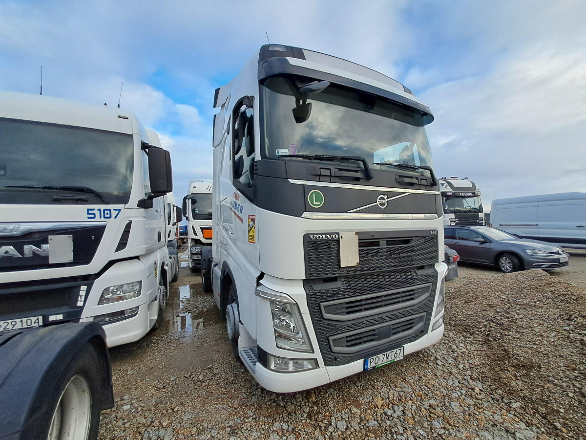VOLVO FH 460 CIĄGNIK SIODŁOWY - Cabeza tractora: foto 2 VOLVO FH 460 CIĄGNIK SIODŁOWY - Cabeza tractora: foto 2