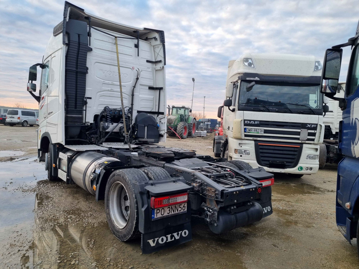 VOLVO FH 460 CIĄGNIK SIODŁOWY - Cabeza tractora: foto 5 VOLVO FH 460 CIĄGNIK SIODŁOWY - Cabeza tractora: foto 5