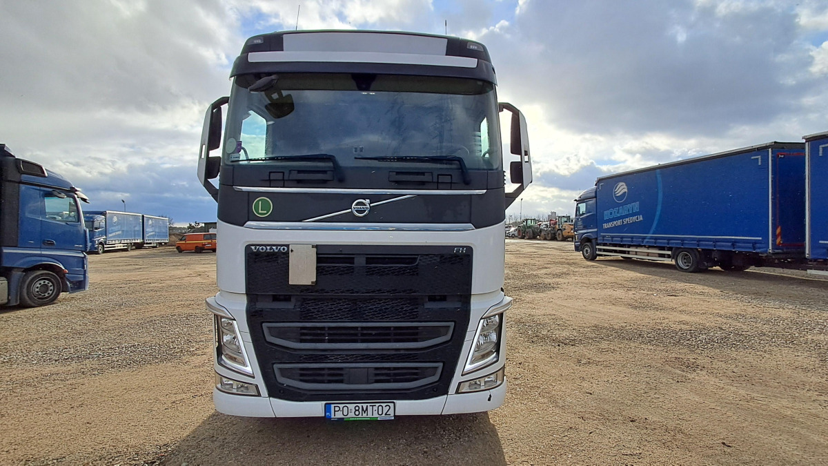 VOLVO FH 460 CIĄGNIK SIODŁOWY - Cabeza tractora: foto 2 VOLVO FH 460 CIĄGNIK SIODŁOWY - Cabeza tractora: foto 2