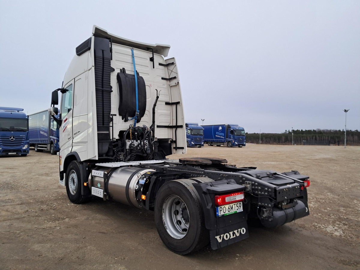 VOLVO FH 460 CIĄGNIK SIODŁOWY - Cabeza tractora: foto 5 VOLVO FH 460 CIĄGNIK SIODŁOWY - Cabeza tractora: foto 5