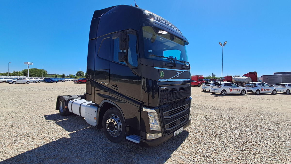 VOLVO FH CIĄGNIK SIODŁOWY - Cabeza tractora: foto 1 VOLVO FH CIĄGNIK SIODŁOWY - Cabeza tractora: foto 1