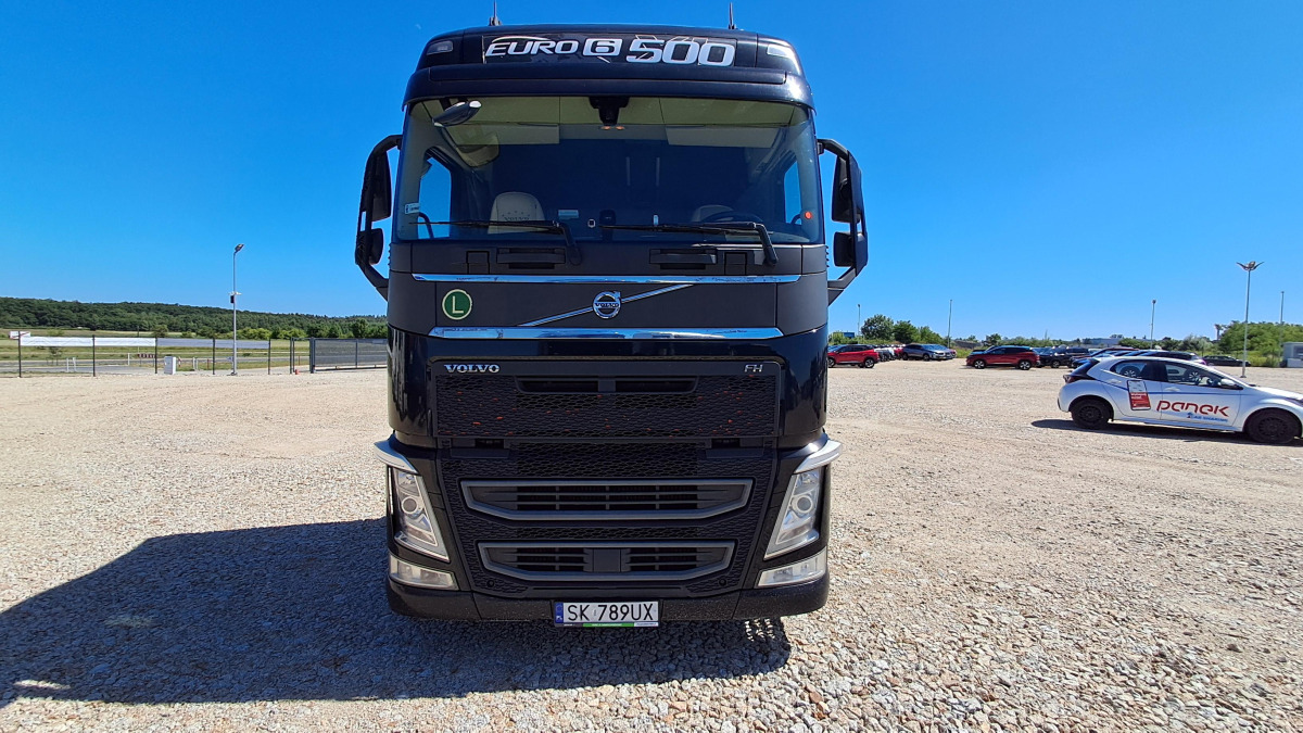 VOLVO FH CIĄGNIK SIODŁOWY - Cabeza tractora: foto 2 VOLVO FH CIĄGNIK SIODŁOWY - Cabeza tractora: foto 2