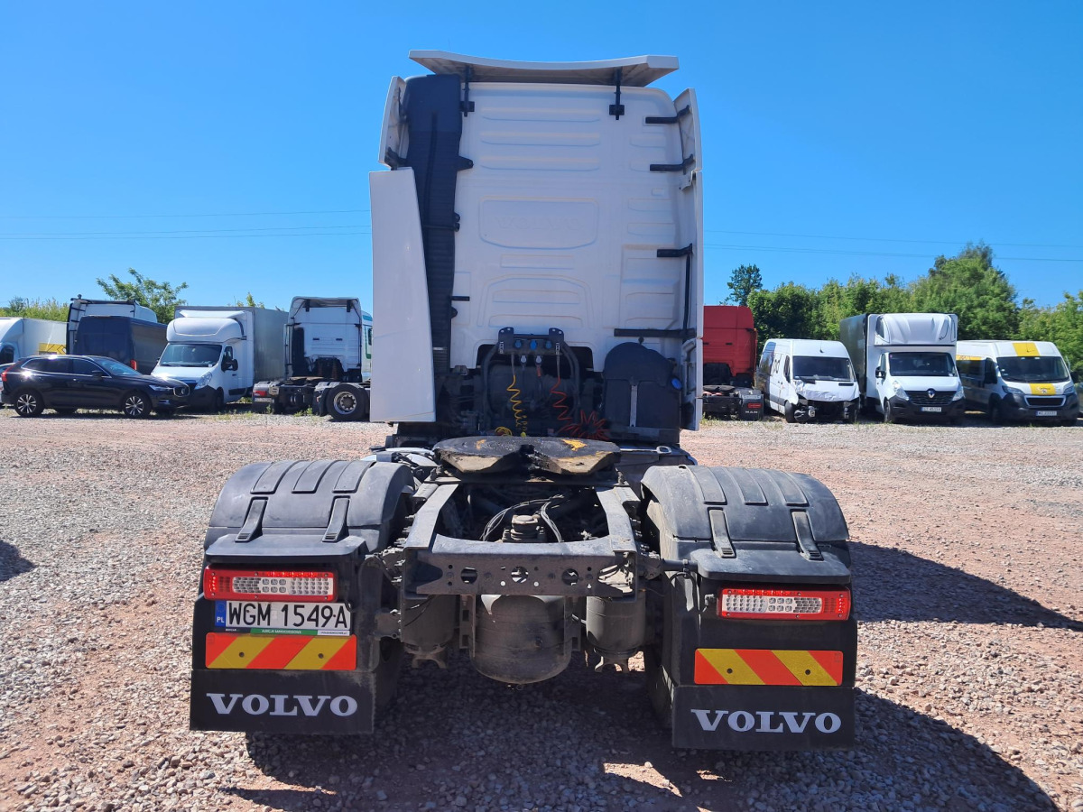 VOLVO FH CIĄGNIK SIODŁOWY - Cabeza tractora: foto 4 VOLVO FH CIĄGNIK SIODŁOWY - Cabeza tractora: foto 4