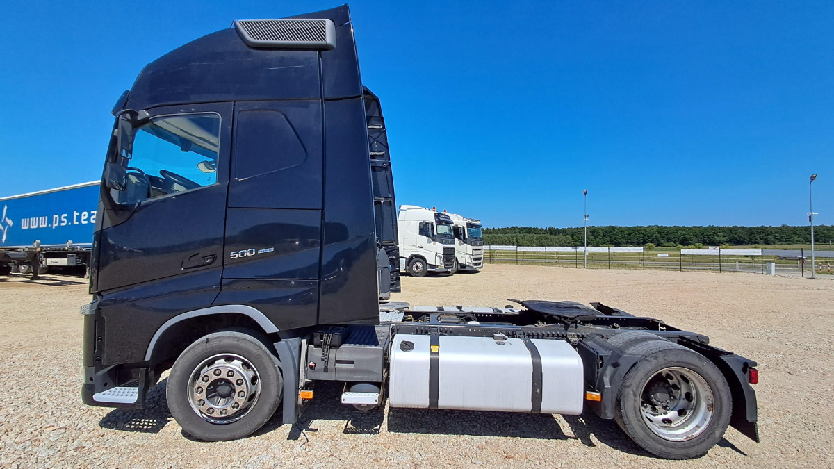 VOLVO FH CIĄGNIK SIODŁOWY - Cabeza tractora: foto 3 VOLVO FH CIĄGNIK SIODŁOWY - Cabeza tractora: foto 3