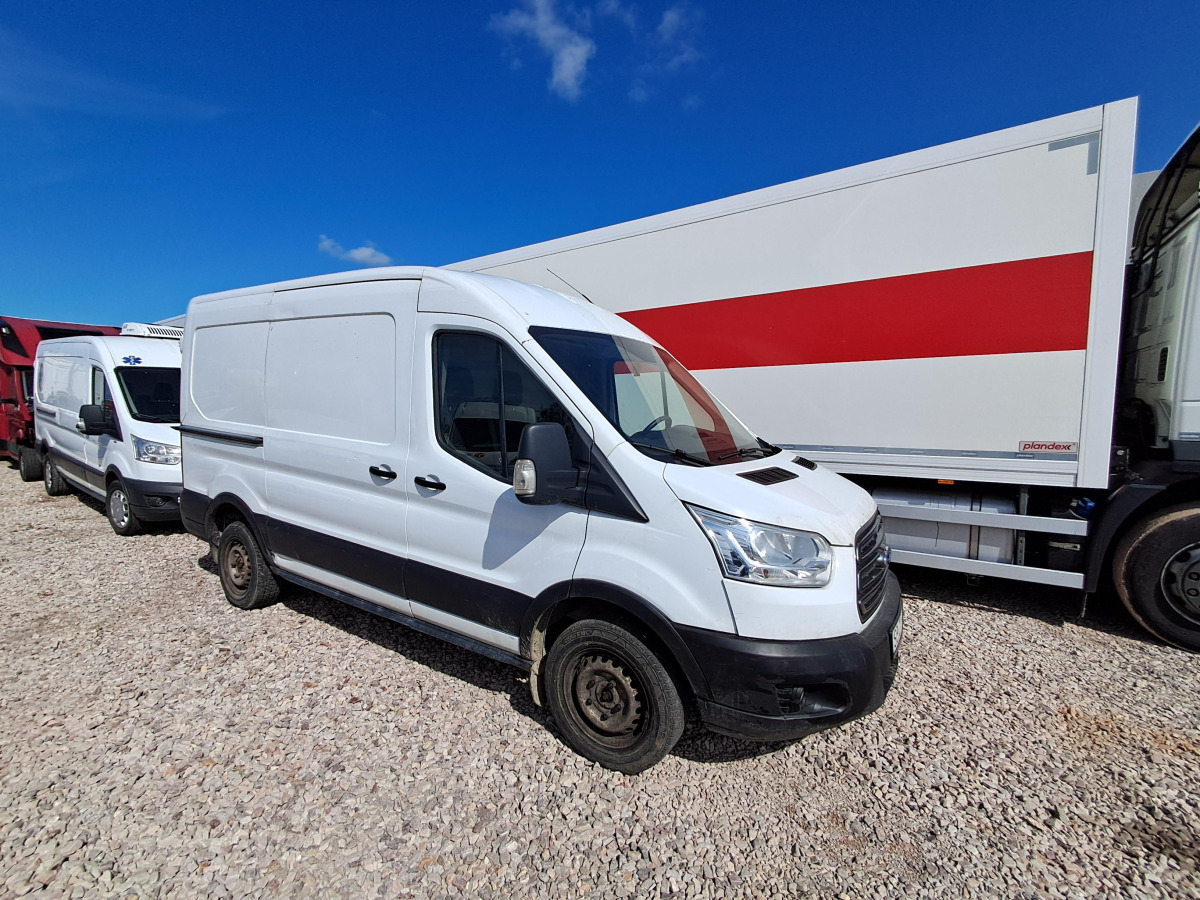 FORD TRANSIT FURGON BLASZAK - Furgón: foto 1 FORD TRANSIT FURGON BLASZAK - Furgón: foto 1