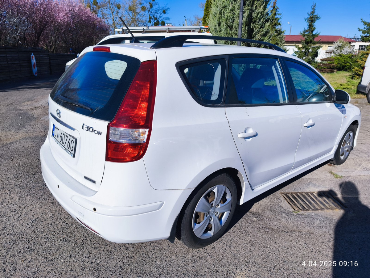 HYUNDAI I30 KOMBI - Coche: foto 3 HYUNDAI I30 KOMBI - Coche: foto 3
