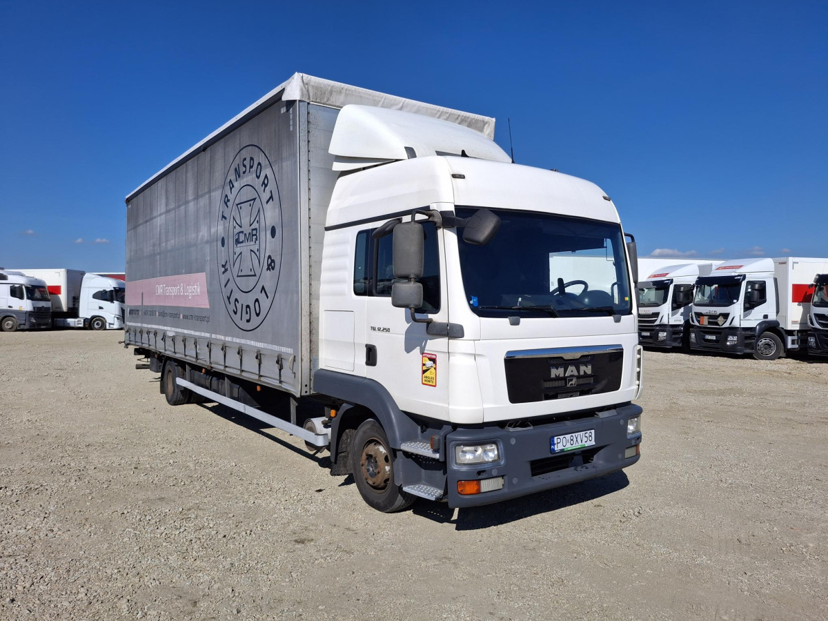 Camión lona MAN/MAN TRUCK TGL12.250 4X2BL SOLÓWKA: foto 1