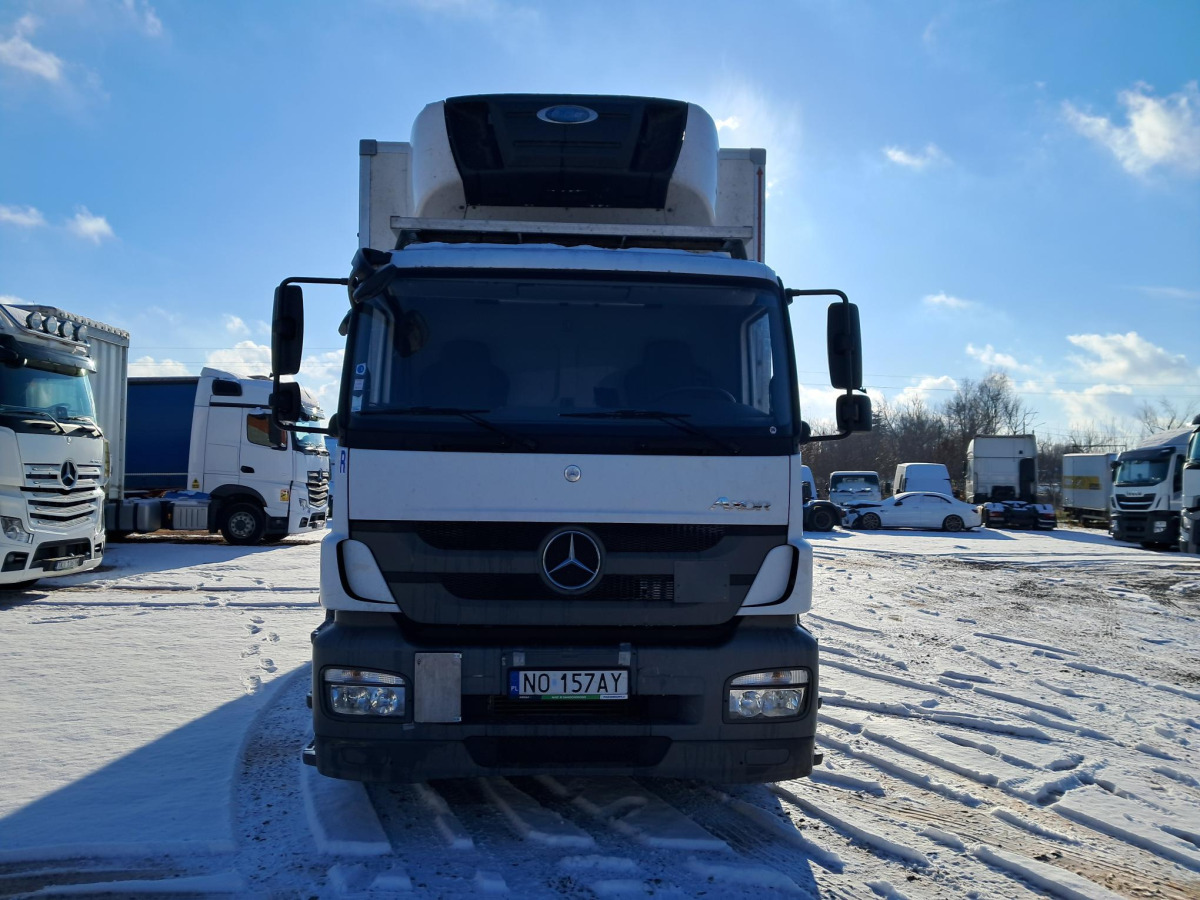 MERCEDES BENZ AXOR CHŁODNIA Z AGREGATEM - Camión frigorífico: foto 3 MERCEDES BENZ AXOR CHŁODNIA Z AGREGATEM - Camión frigorífico: foto 3