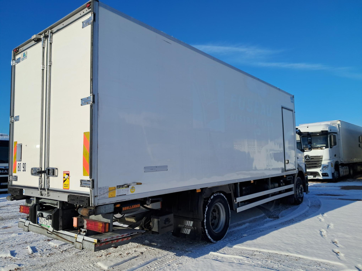 MERCEDES BENZ AXOR CHŁODNIA Z AGREGATEM - Camión frigorífico: foto 5 MERCEDES BENZ AXOR CHŁODNIA Z AGREGATEM - Camión frigorífico: foto 5