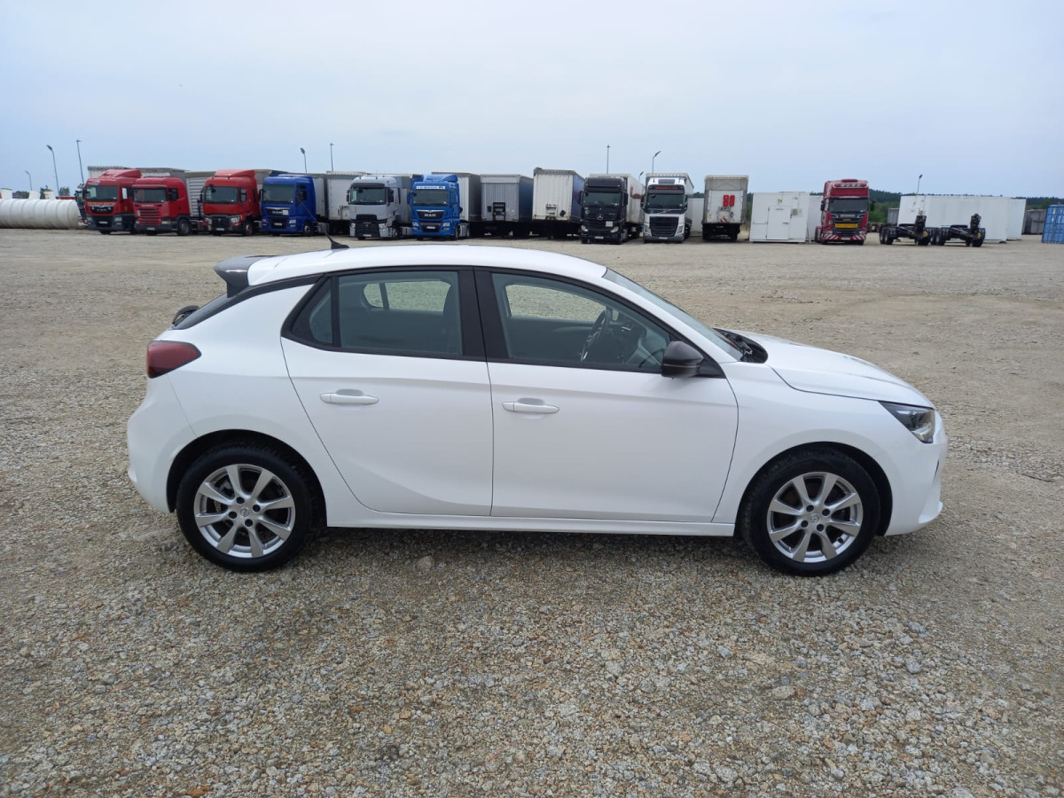 OPEL CORSA HATCHBACK - Hatchback: foto 4 OPEL CORSA HATCHBACK - Hatchback: foto 4